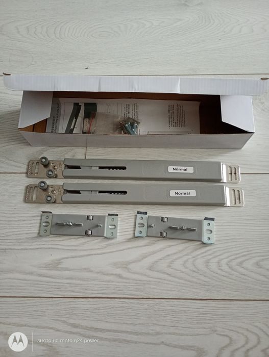 Доводчики дверей на шкаф-купе