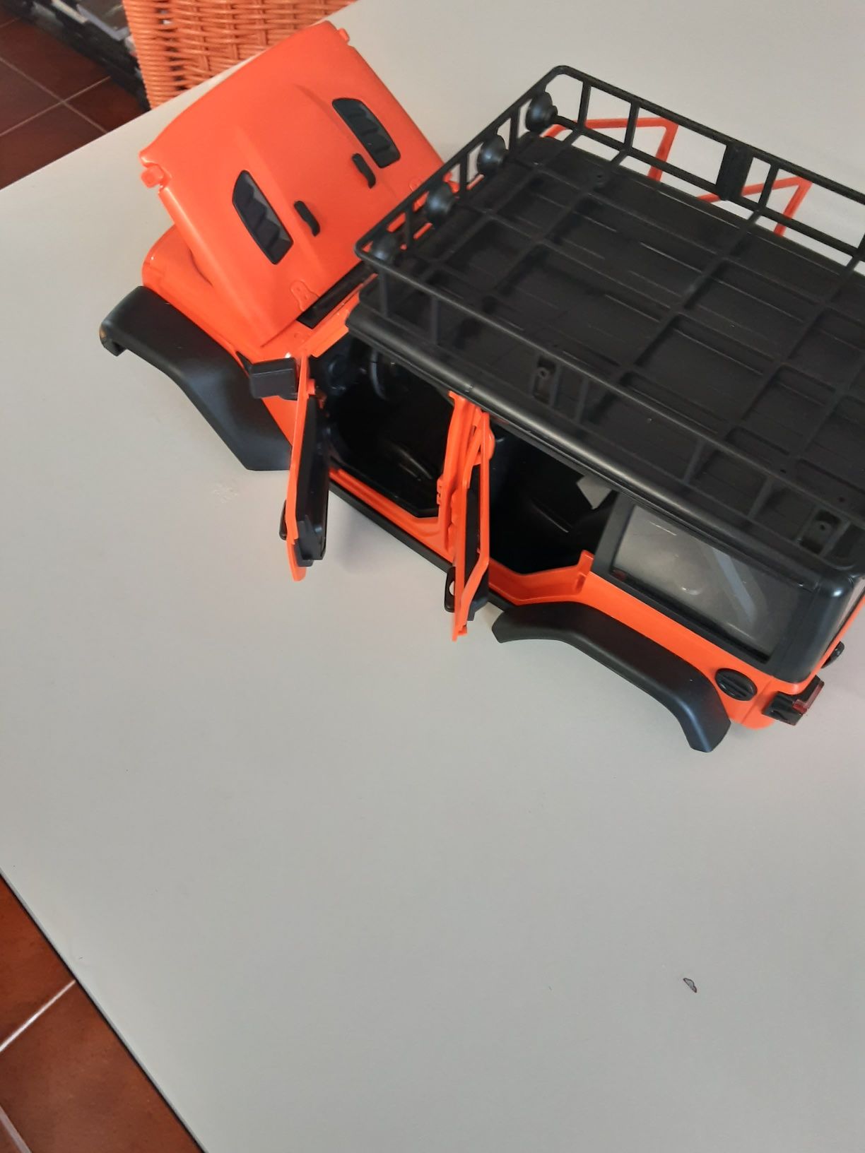 Crawler body novo MN128