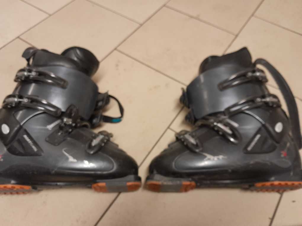 Narty i buty narciarskie Rossignol