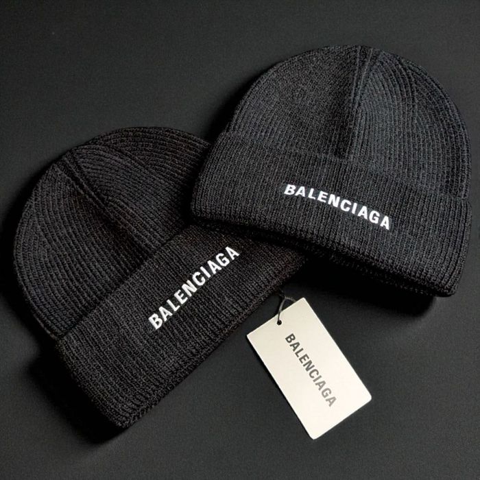 Чоловіча зимова шапка louis vuitton the north face amiri ami