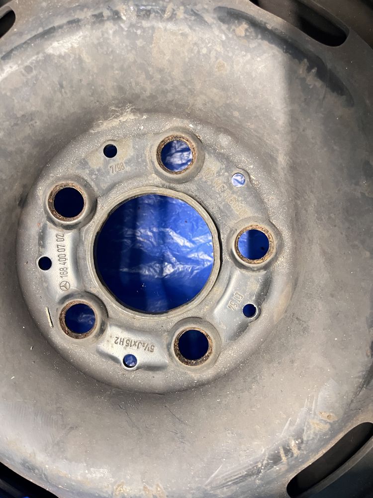 2 колеса 185/55 r15 та 4 сталеві диска