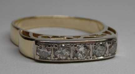 Art Deco złoty pierścionek z diamentami 0,54 ct.