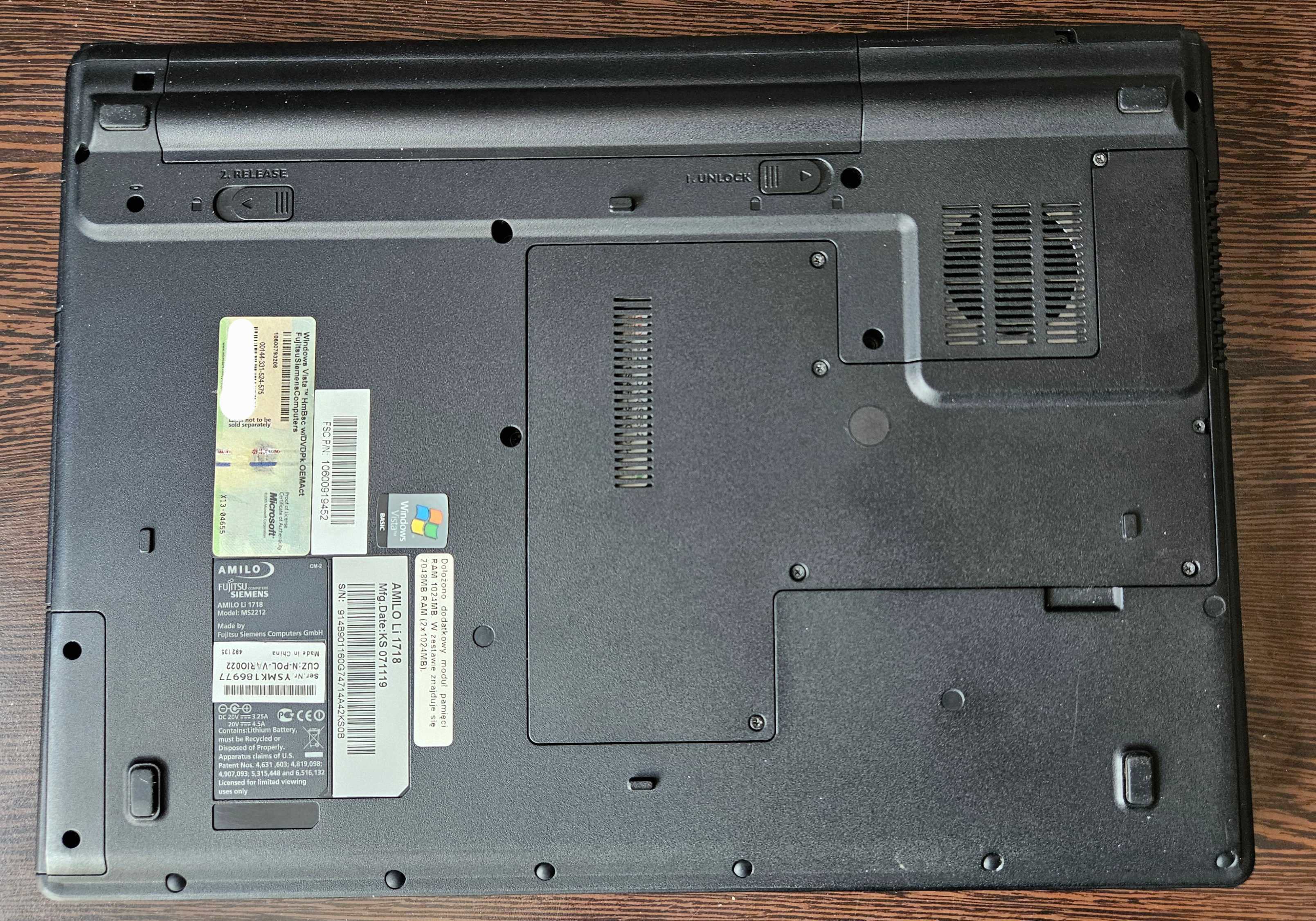 Laptop Notebook Fujitsu Siemens Amilo Li 1718
