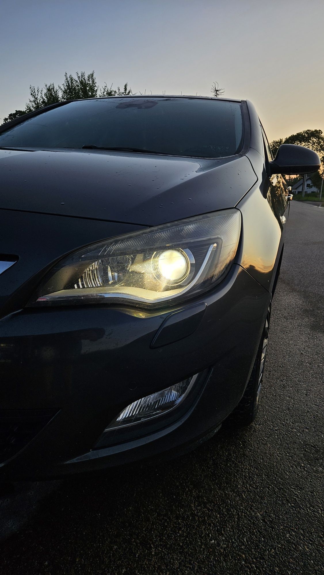 OPEL ASTRA J 1.4T lpg xenon skóra szyberdach podgrzewane fotele i kier