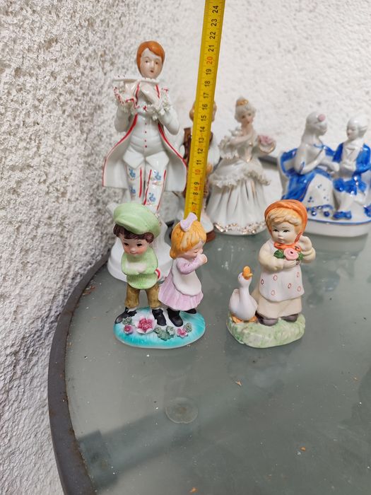 Фарфоровые фигуры