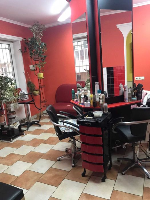 Продаж приміщення 88м2 1/10 м.Чернівці,Проспект