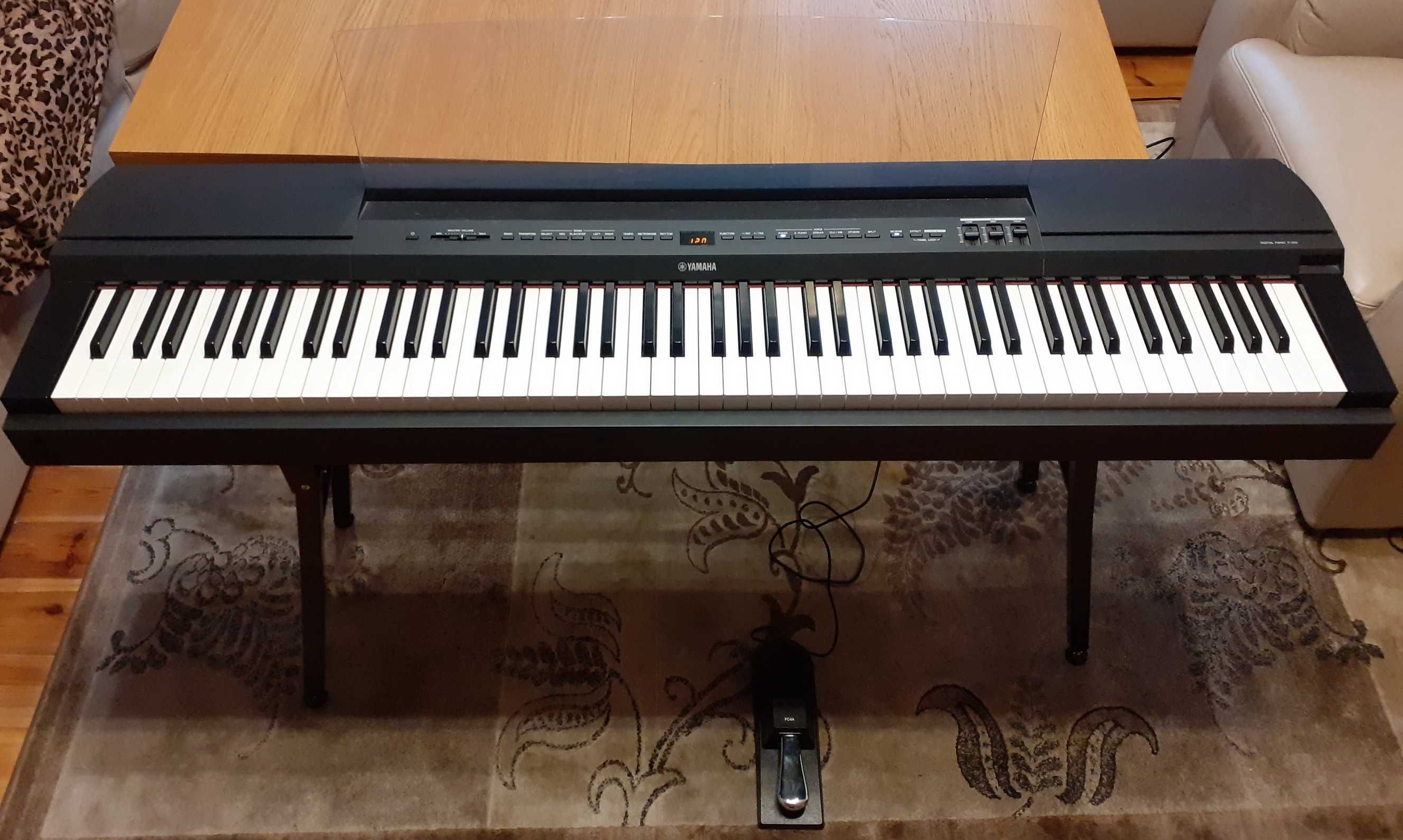 Stage piano Yamaha P-255 + statyw + sustain FC4