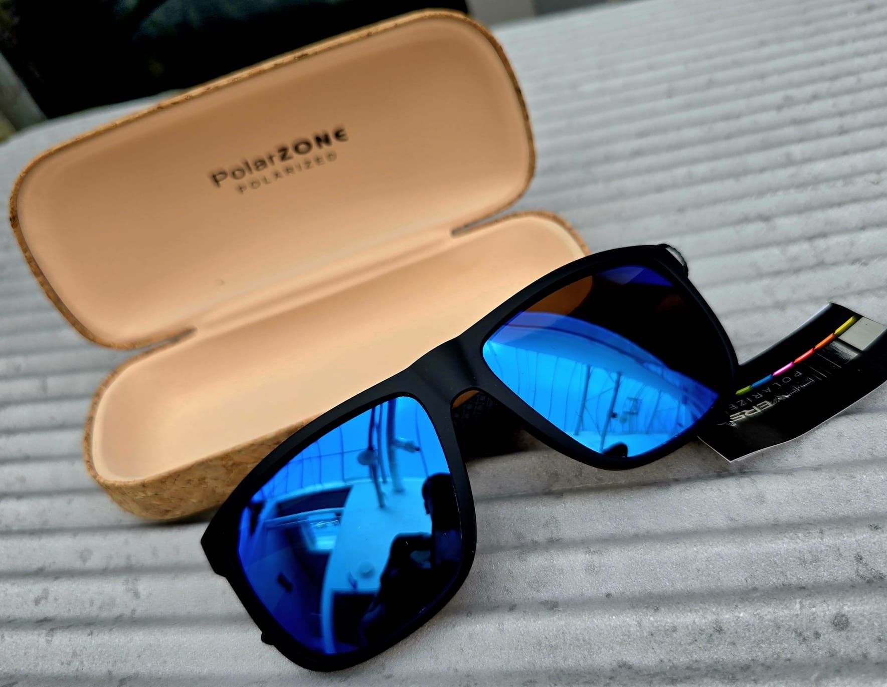 Modne stylowe okulary przeciwsłoneczne męskie marki Revers nowe