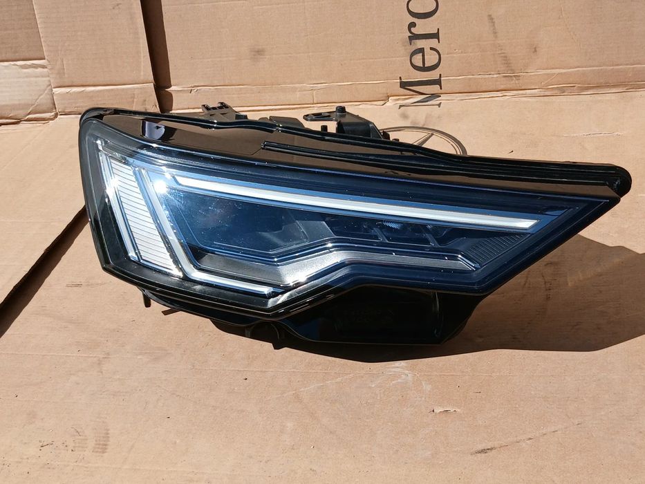 Lampa Reflektor przód prawa prawy Audi A6 C8 Full Led 4K0941040