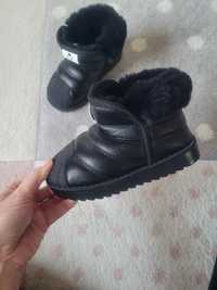 Nowe buciki z futerkiem, śniegowce, rozmiar 28, czarne, Miziu