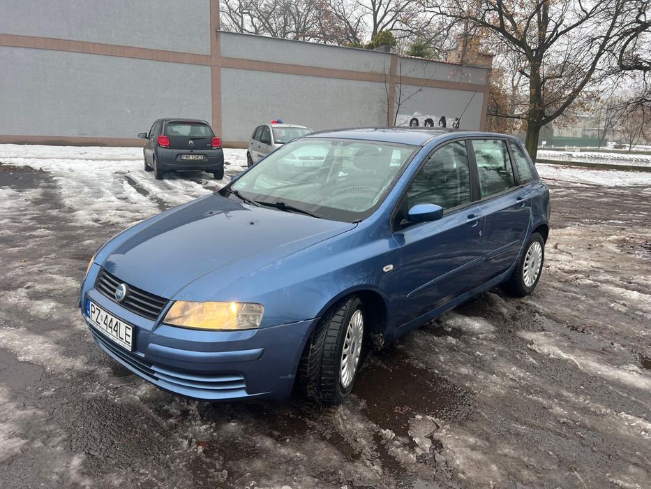 Hyundai Getz. Fiat stilo. Małe auto. Miejskie auto.