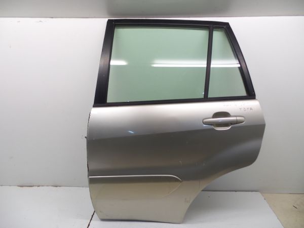 Porta trás esquerda TOYOTA RAV4 II (_A2_)