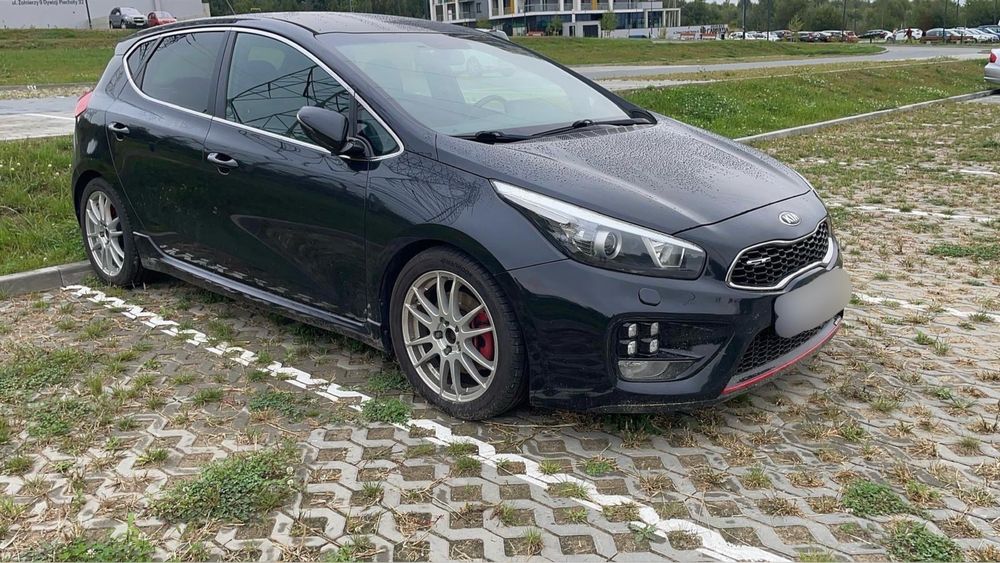 Kia Ceed II GT 1.6 2014r. 204 km uszkodzony silnik