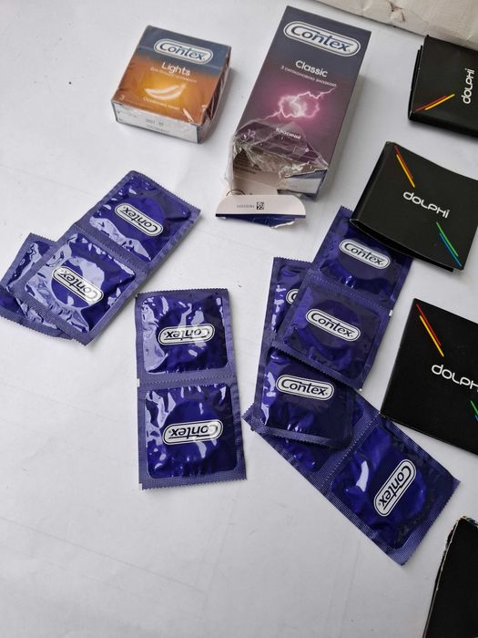 Презервативы 200 гр за все.