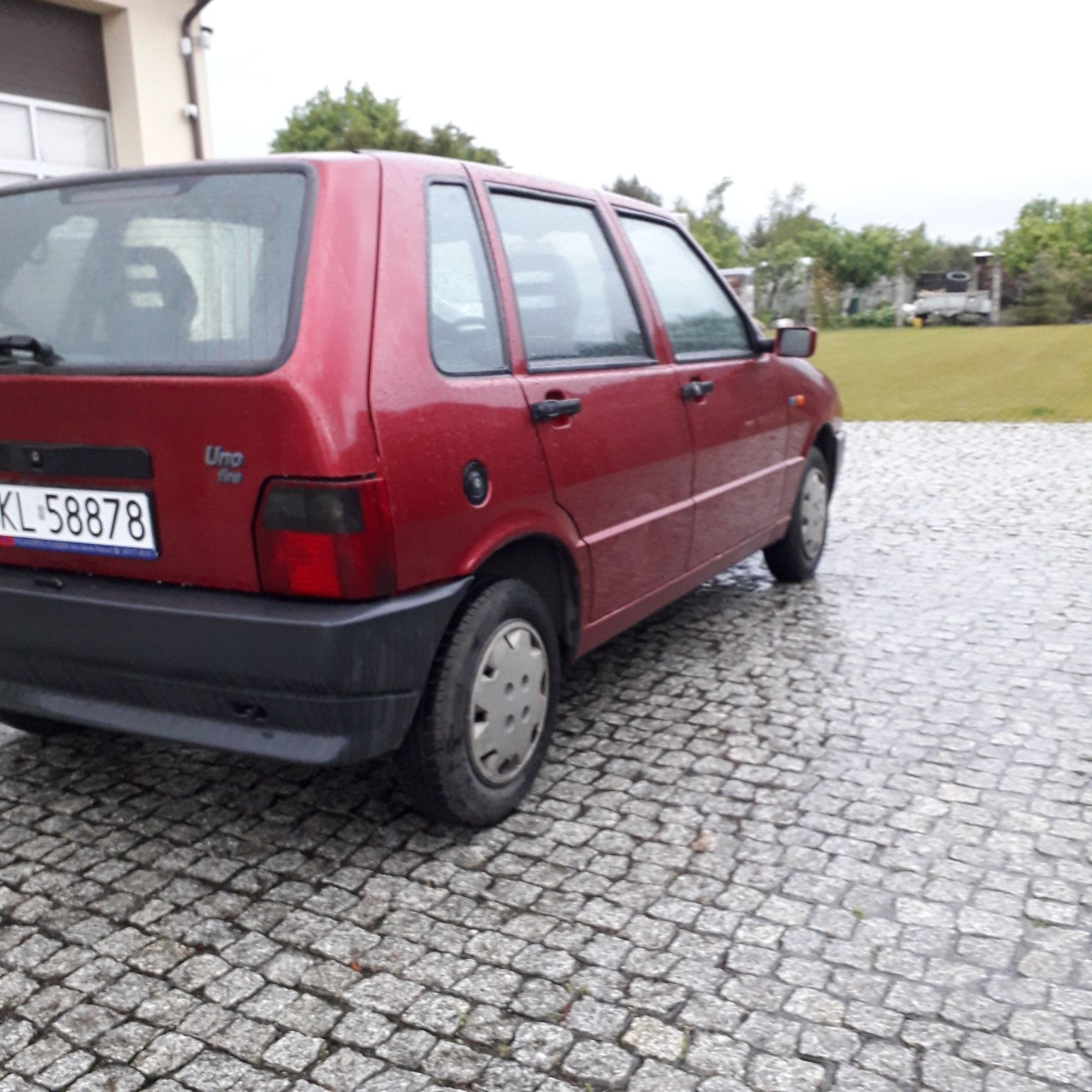 Fiat Uno 1.0, rok 2002