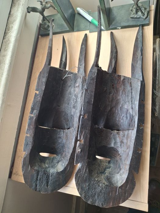 2 grandes mascaras africana 45 cms cada