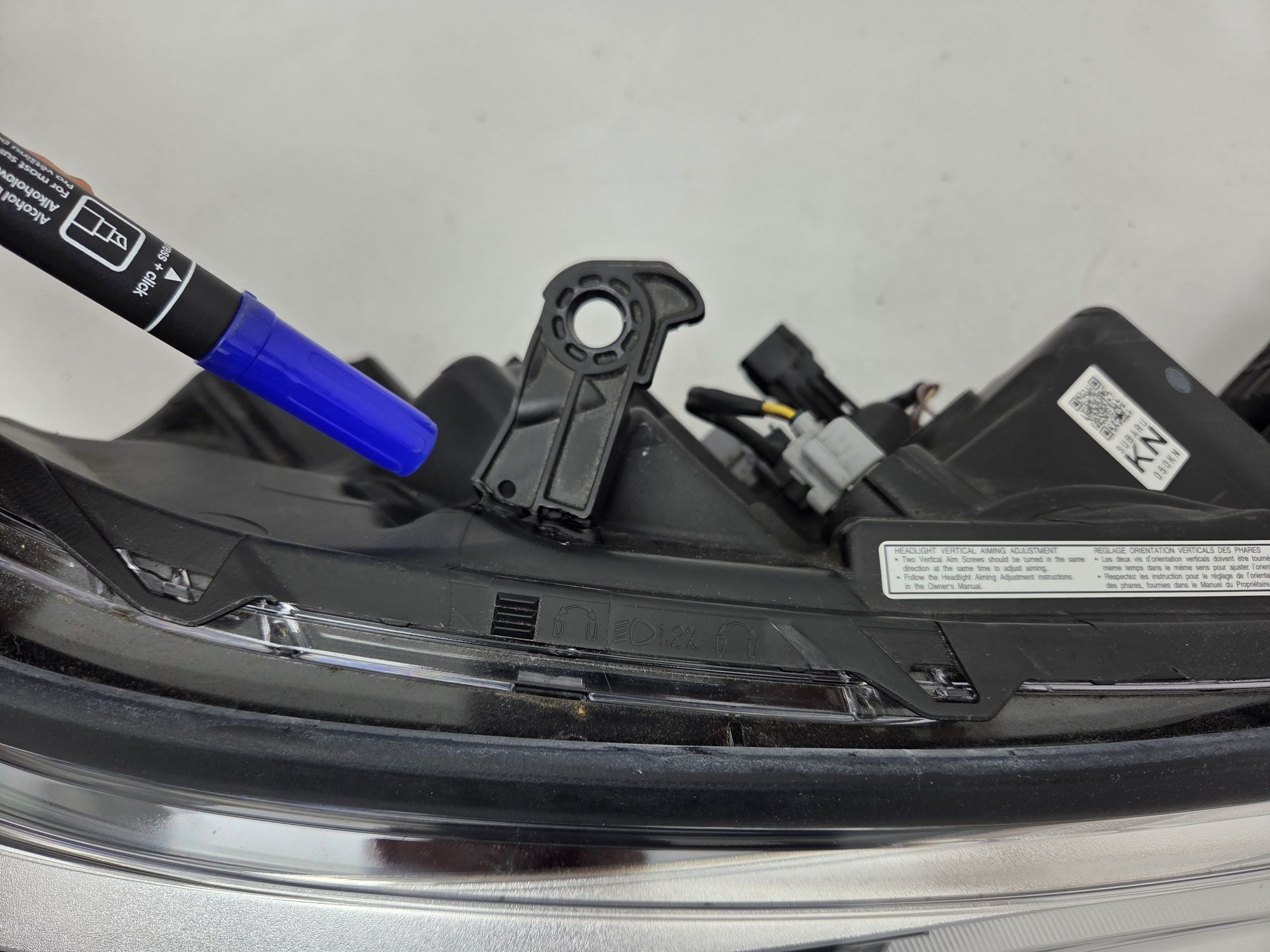 Фара права Subaru Forester 2022-2024 Full Led Adaptive USA