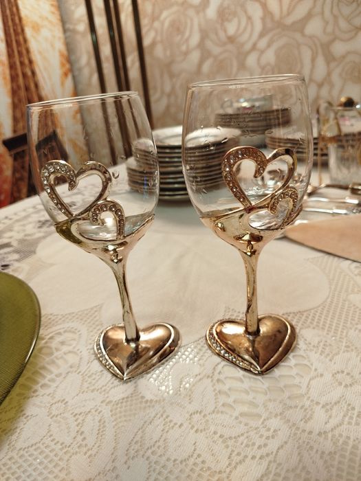 Свадебная пара бокалов