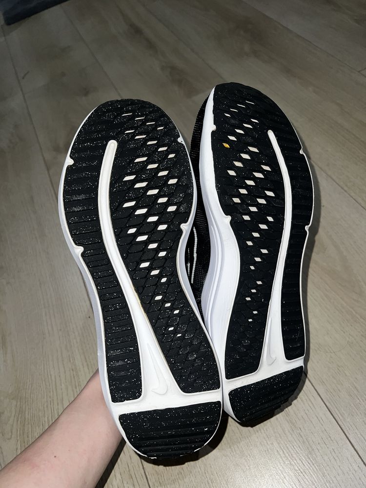 Кросівки Nike