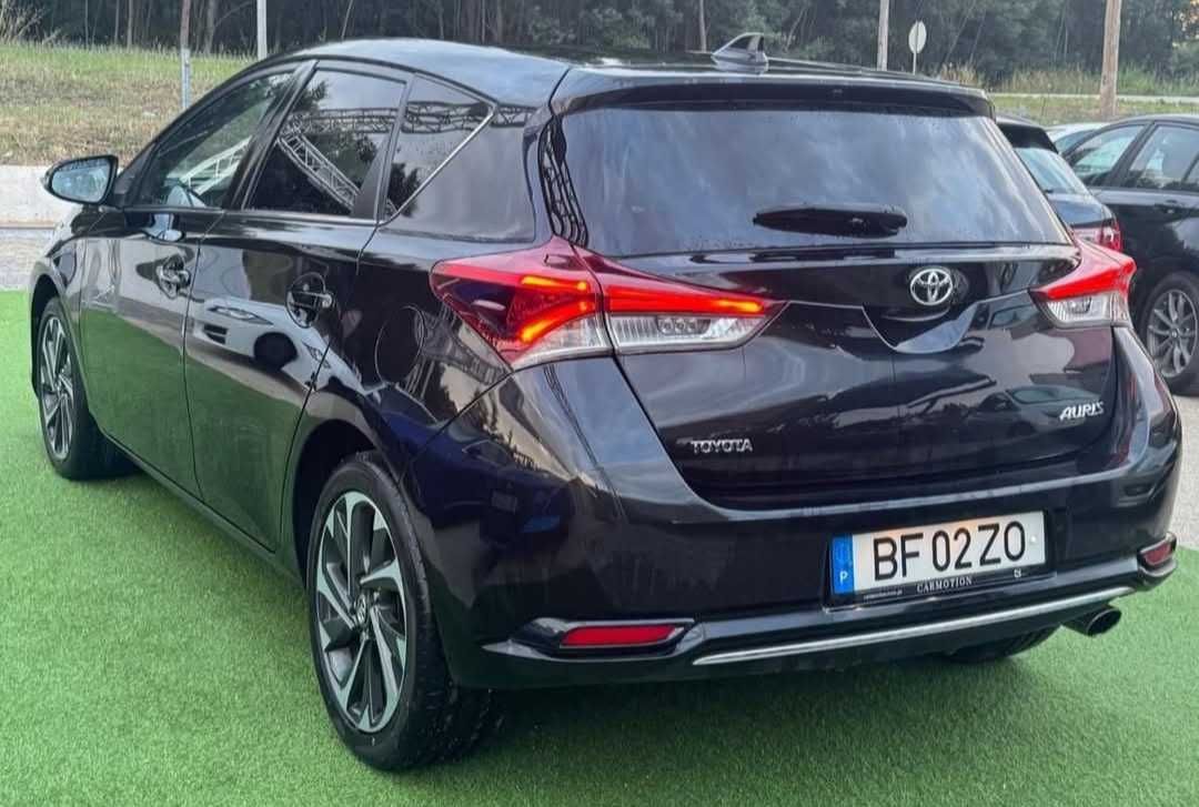 Toyota Auris 1.2T 116cv