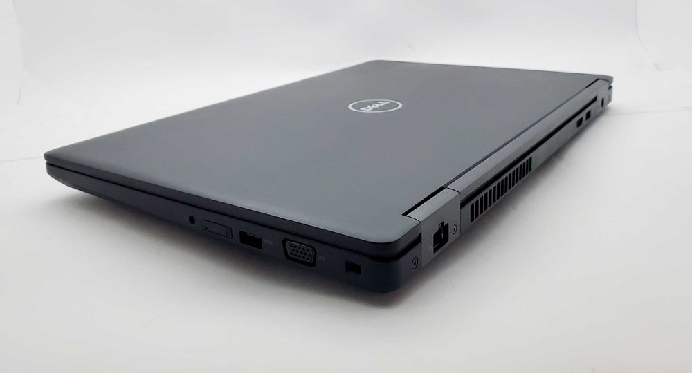 Dell Latitude E5580 i5-6440HQ 8/256 FullHD MX940 HDMI VGA WiFi (9313)