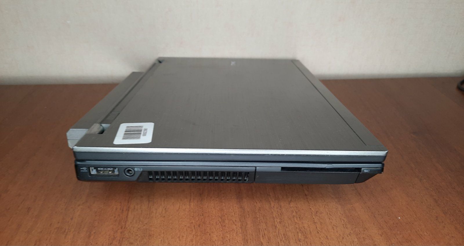 Ноутбук DELL Latitude E4310 / i5-560M/ 4 GB./ Ssd 256 GB Батарея Робоч