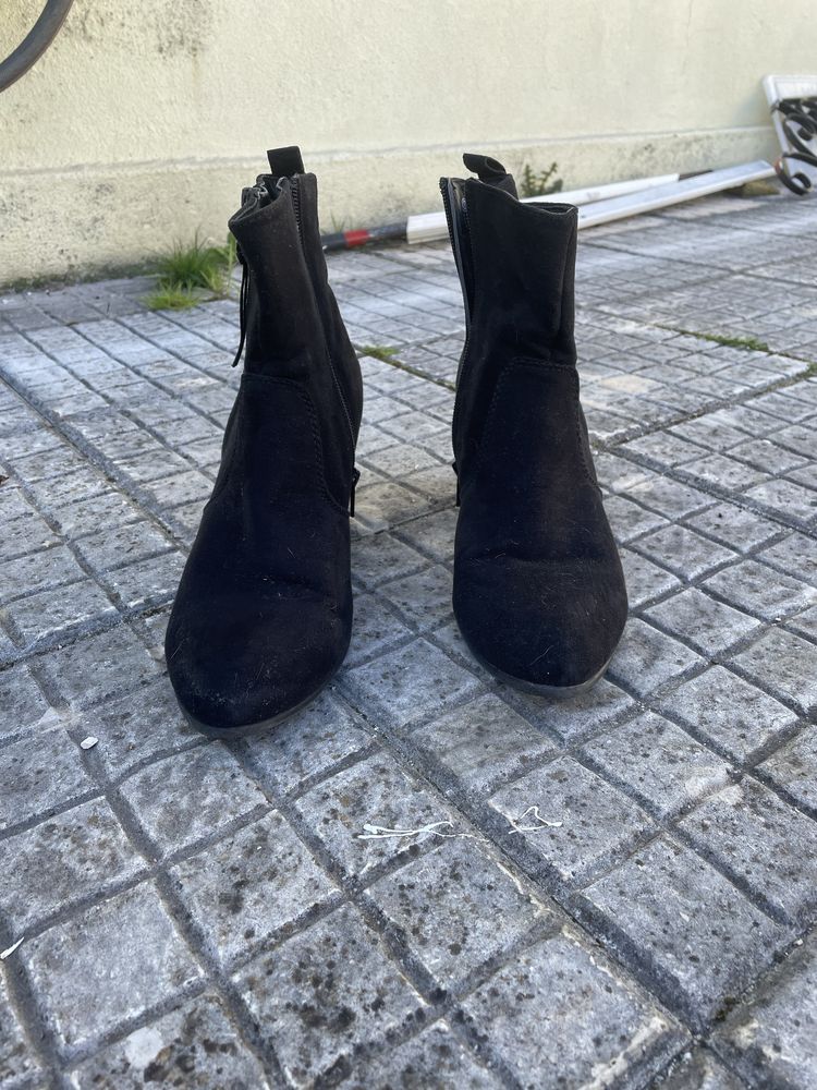 Botas pretas C&A