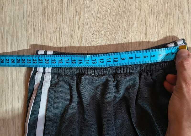 Chłopięce Spodnie dresowe 104 długie miękkie