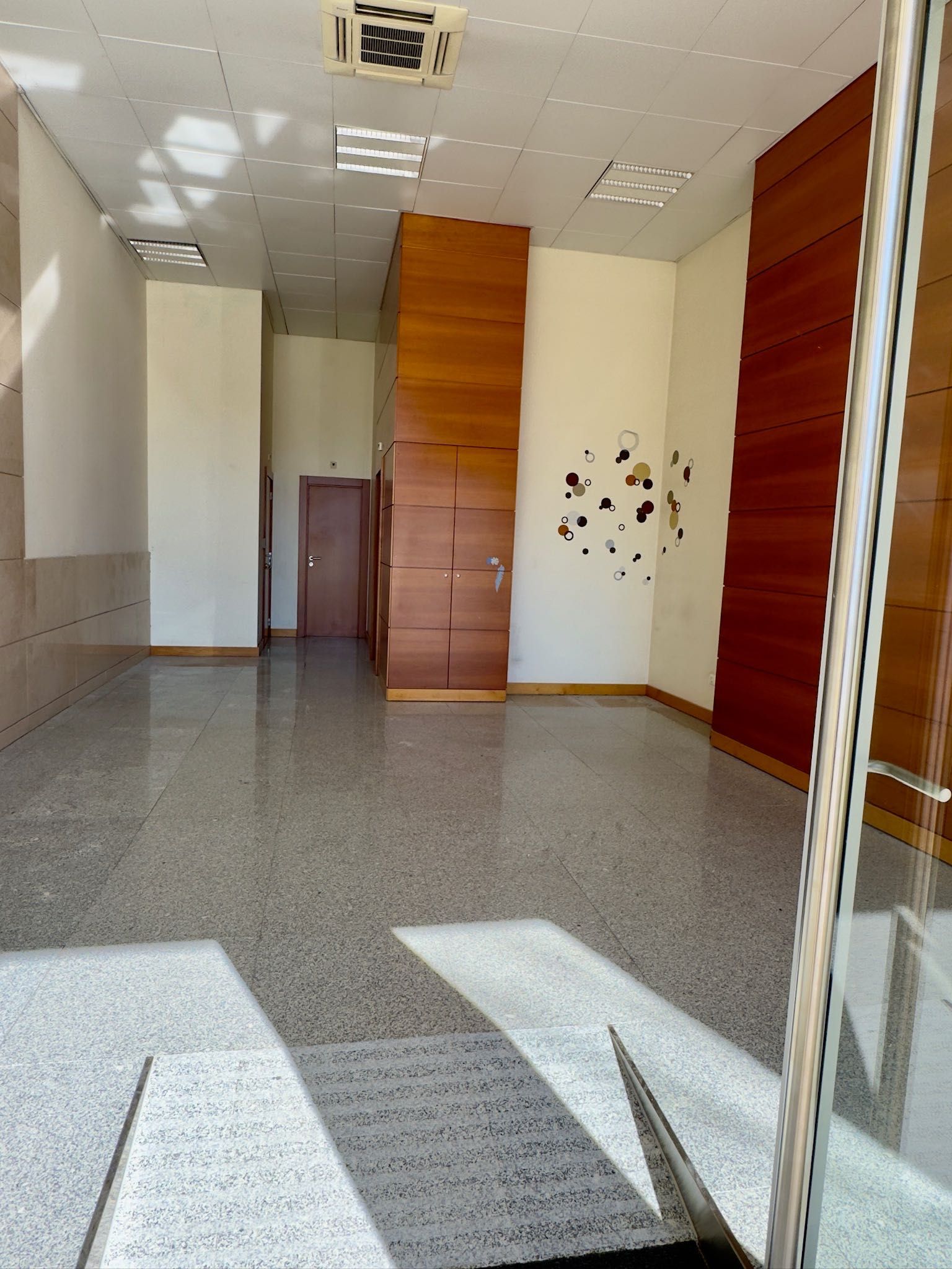 Escritório  / Loja - Vende-se em Viseu - Quinta Del Rei 
Introduz