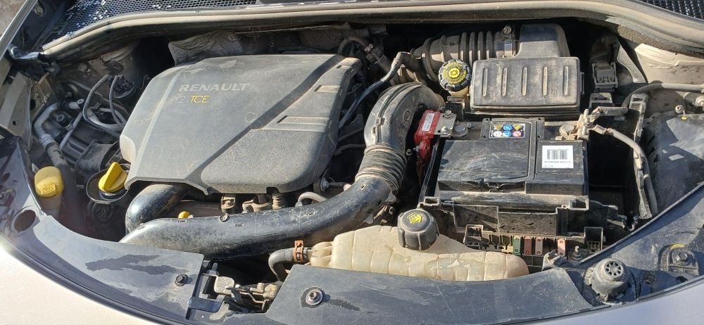 Renault Clio III (Phase II, 2009) 1.2 TCe (101 л.с.)
      1.2 TCe (1