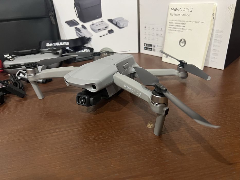 DJI Mavic Air 2 Fly More Combo