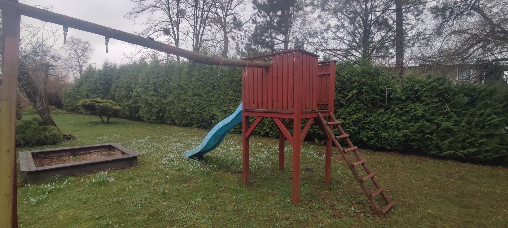 Sprzedam plac zabaw z piaskownica