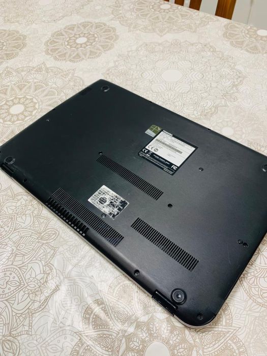 Computador Toshiba avariado