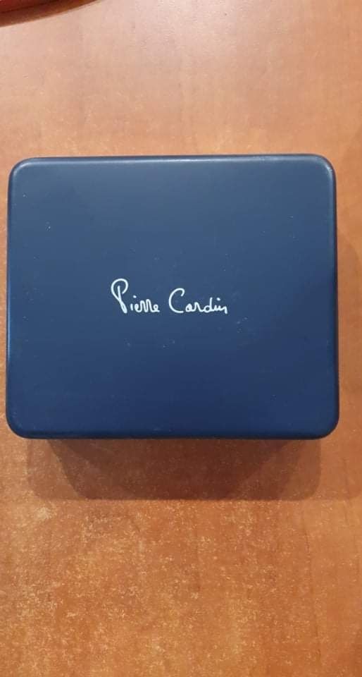 Metalowe pudełko po portfelu Pierre Cardin pudełeczko pojemnik firmowy