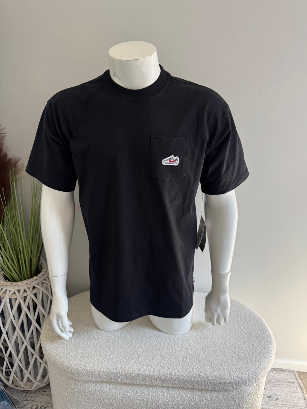 Nowa Koszulka T-shirt NIKE męska czarny M