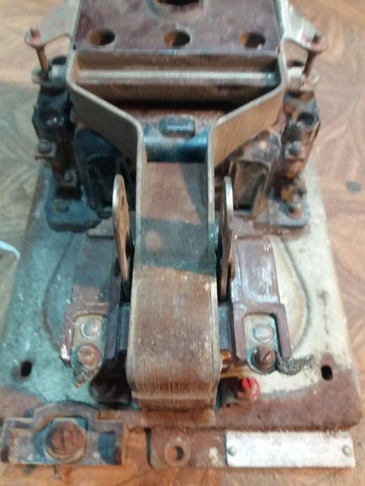 Продам пускатель ПАЕ 411