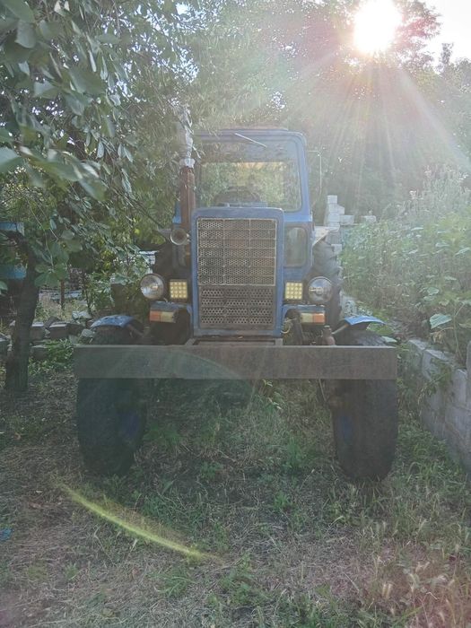 В продаже МТЗ-80. Диска.культиватор.плуг .опрыскиватель.