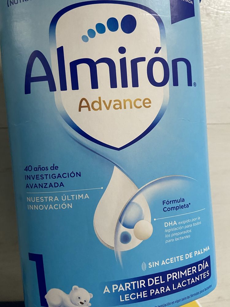 Подам смесь Humana 2, Bebivita 1, Almiron 2,овощное пюре Hipp,