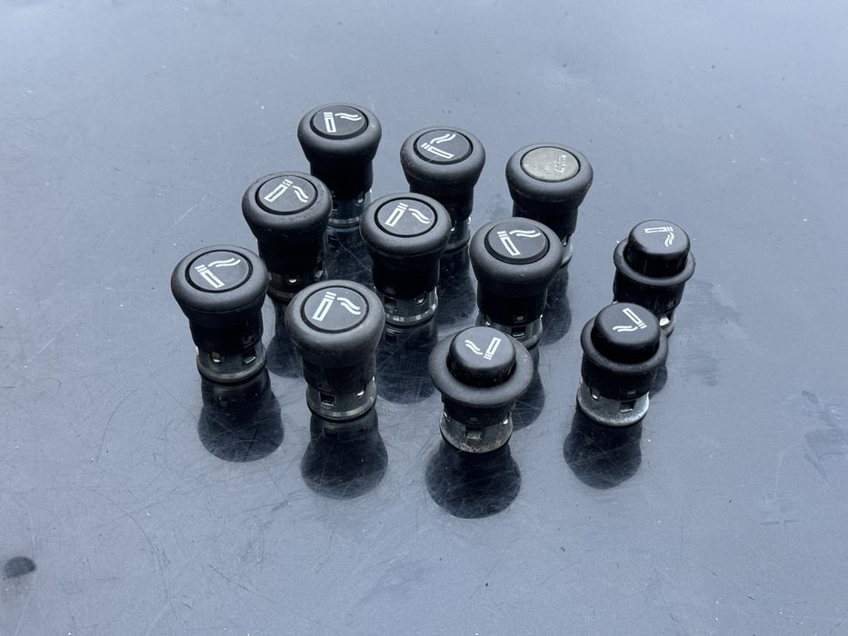 Прикурювач Audi a6 c6 кнопка ауді а4 б7