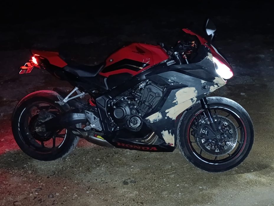 Mota Honda cbr650ra