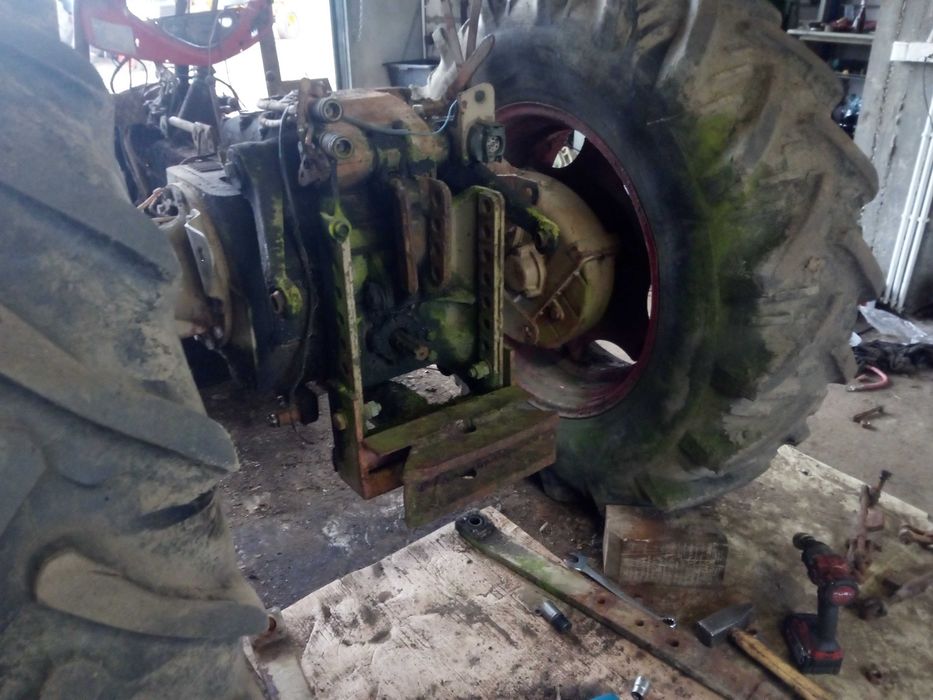 Zetor 6911 i 7011 i 5211 zaczep 5718 konsola zaczepu Dolny polowy 6718