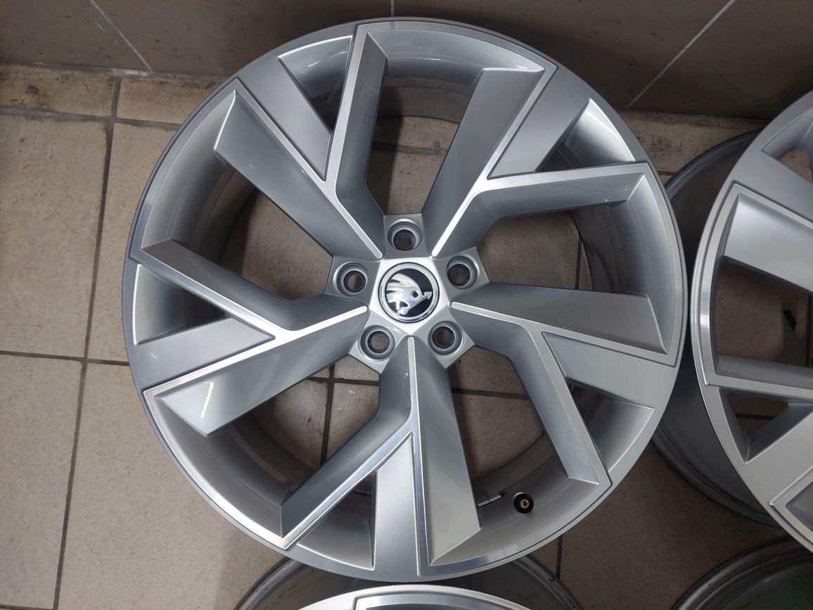 Оригінальні легкосплавні диски Skoda Kodiaq Karoq R19 5×112