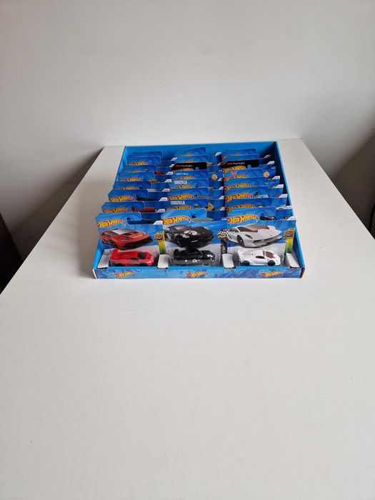 Zestaw 24 sztuk modeli Hot Wheels