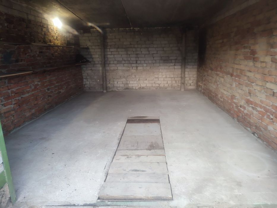 Продам гараж в кооперативе Лада