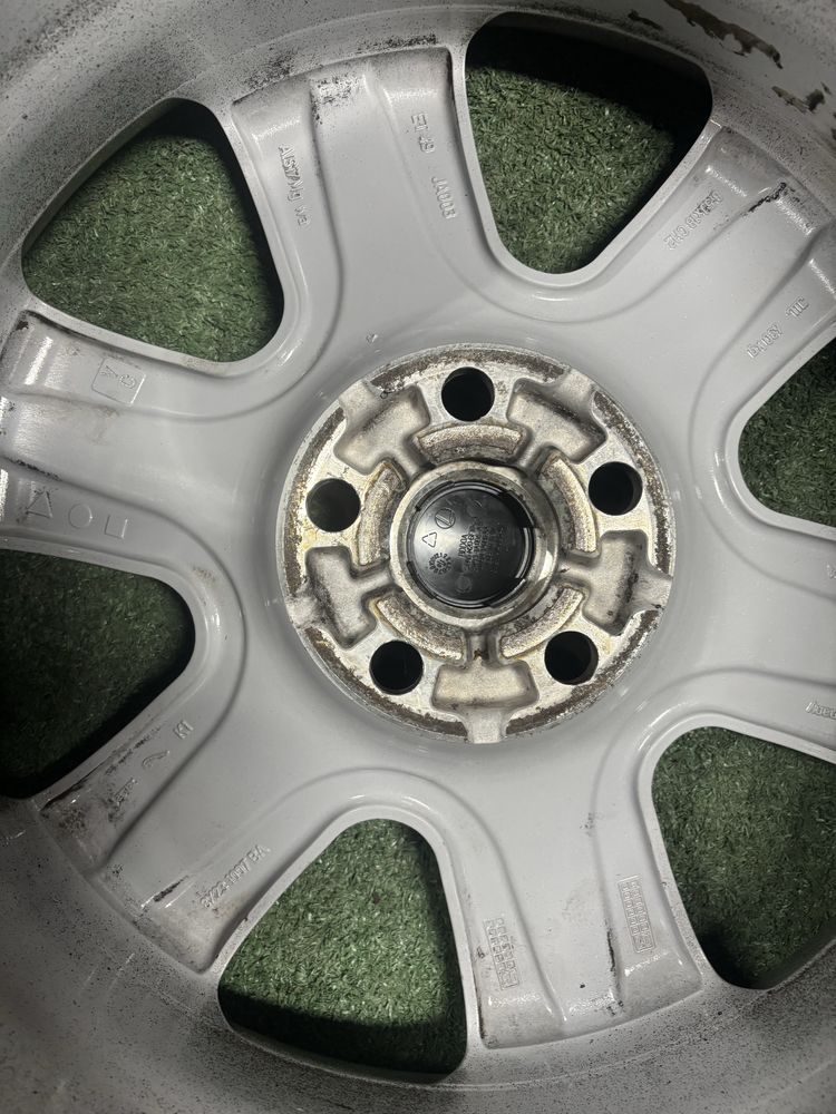 5x108 JAGUAR FORD VOLVO 8,5J18 ET49 63,4 TPMS felgi aluminiowe XF X250