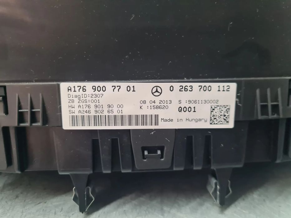 Quadrante / painel de instrumentos MERCEDES-BENZ Classe A (W176)