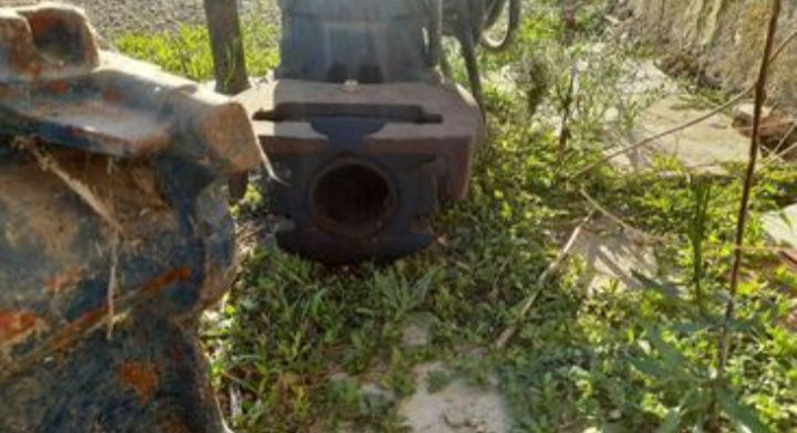 Bomba de água trifásica