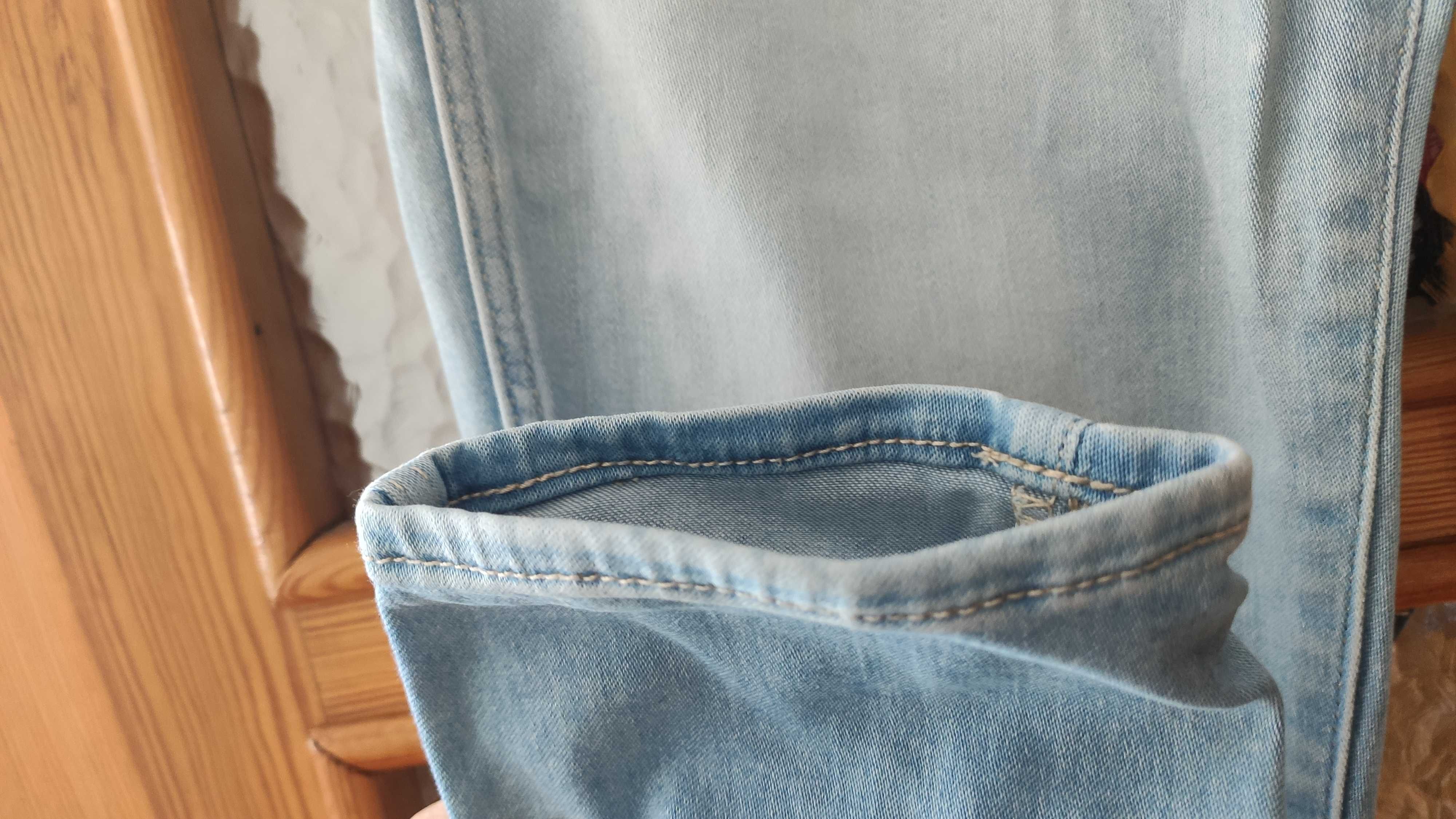 Wrangler jeansy Blue Corynn damskie W26 L30 nowe
