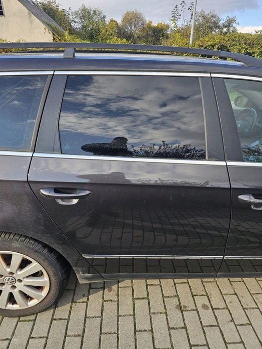 Drzwi prawe tylne kompletne Volkswagen Passat B6 LC8Z