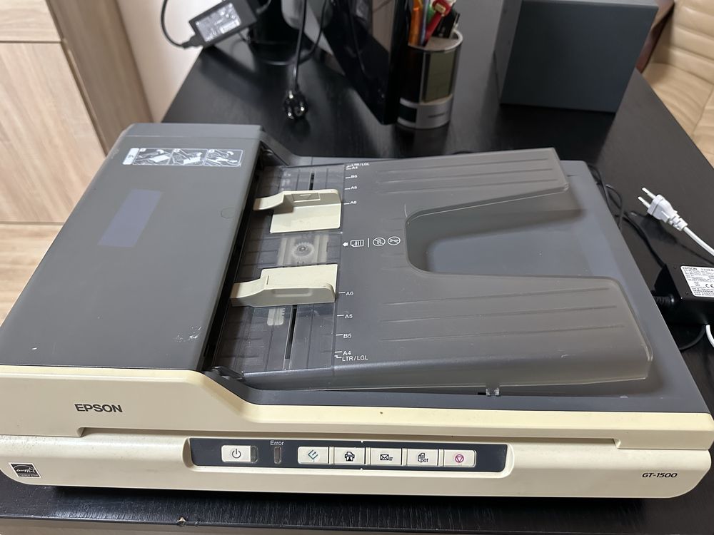 Epson GT-1500 планшетный сканер